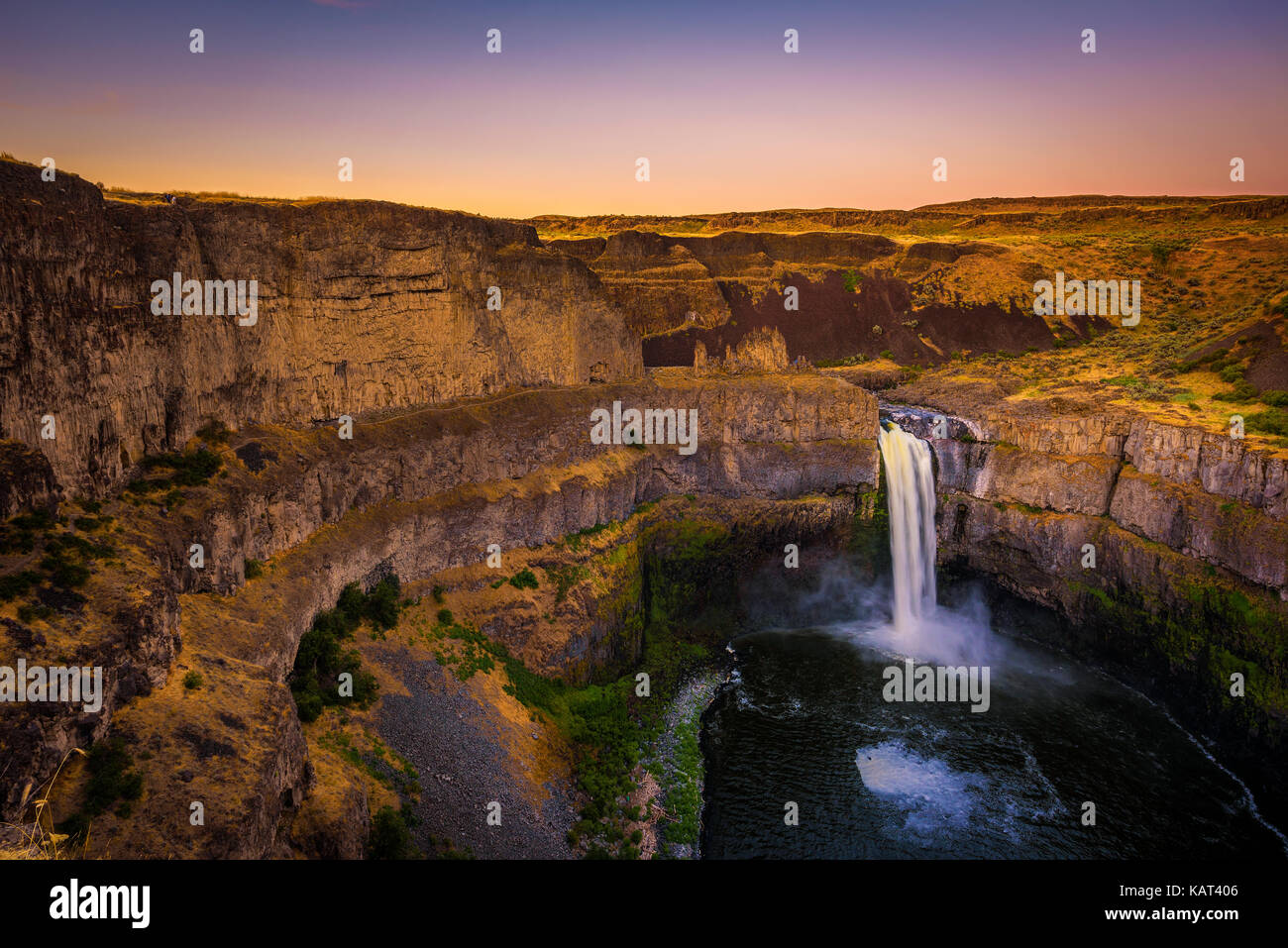 Palouse Falls  on the Palouse River in Washington state, USA, photographed at sunset Stock Photo