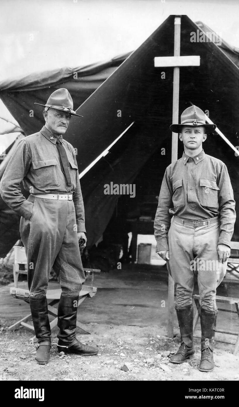 JOHN J.PERSHING (1860-1948) American Army office and aide Lt Collins at the HQ of American forces in Colonia Dubain, Mexico in 1916 Stock Photo