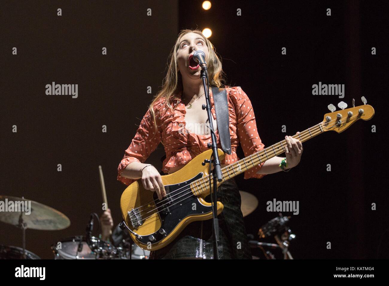 Las Vegas, Nevada, USA. 24th Sep, 2017. ESTE HAIM of Haim during Life Is Beautiful Music Festival in Las Vegas, Nevada Credit: Daniel DeSlover/ZUMA Wire/Alamy Live News Stock Photo