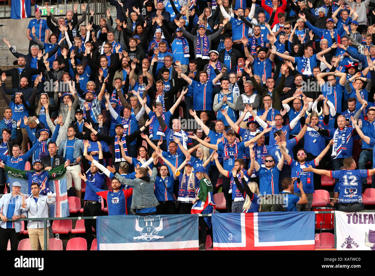 2 9 17 Ratina Stadion Tampere Finland Fifa World Cup 18 Qualifying Match Finland V Iceland Iceland Supporters At The Tampere Stadium Stock Photo Alamy