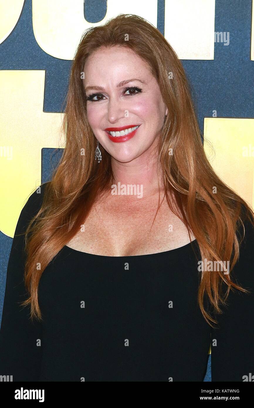New York, NY, USA. 27th Sep, 2017. Rebecca Creskoff at Curb Your Enthusiasm' Season 9 Premiere at SVA Theater on September 27, 2017 in New York City. Credit: Diego Corredor/Media Punch/Alamy Live News Stock Photo