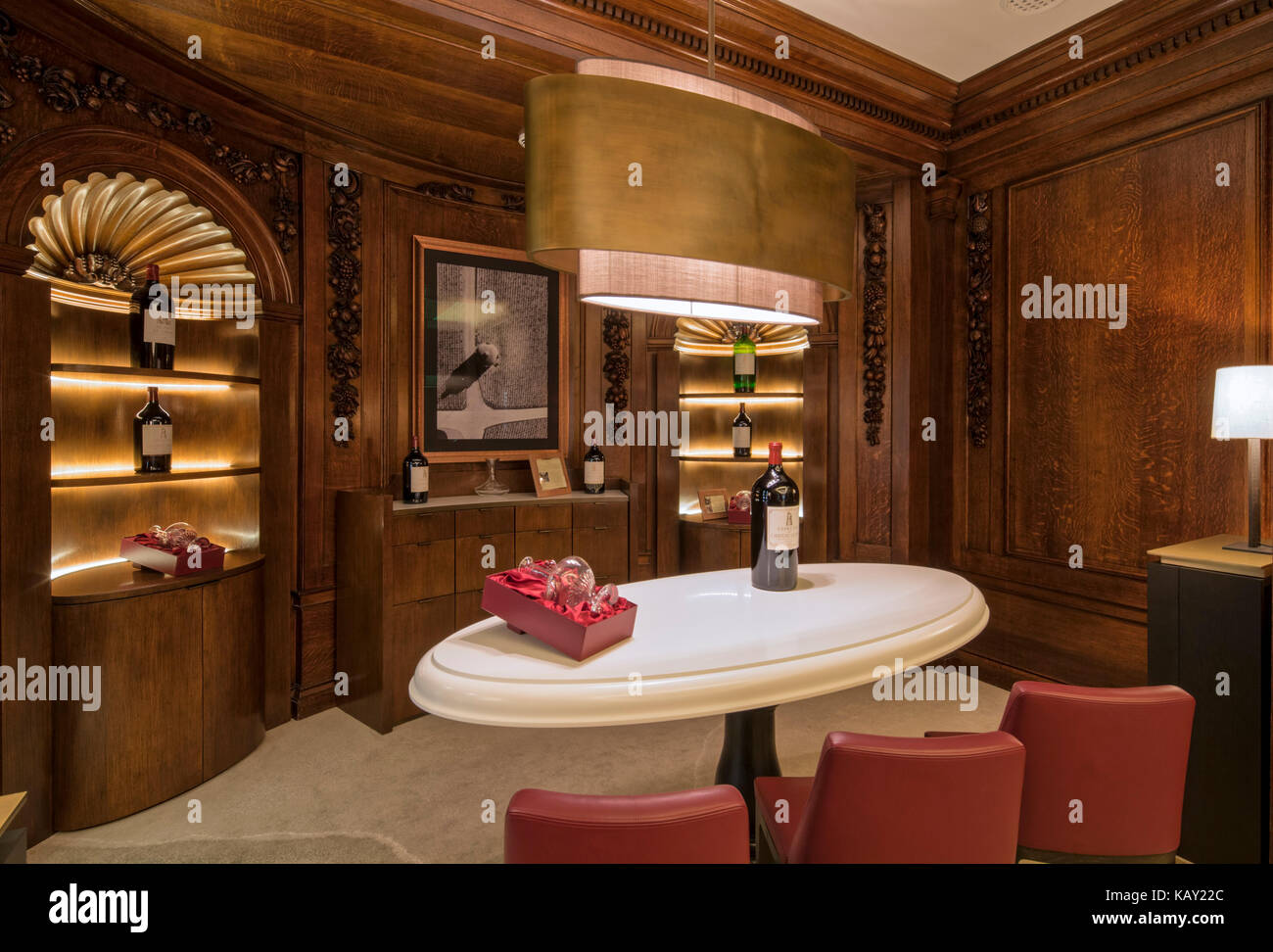 Wine sampling room. Ten Trinity Square The Club, London, United