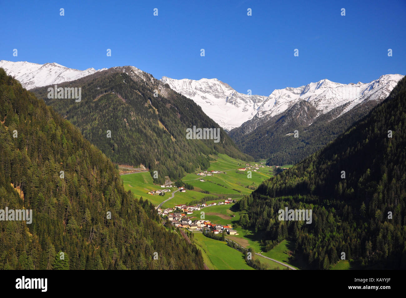 Austria, Tyrol, Wipptal, mountain village, Tuxer alps, Stock Photo