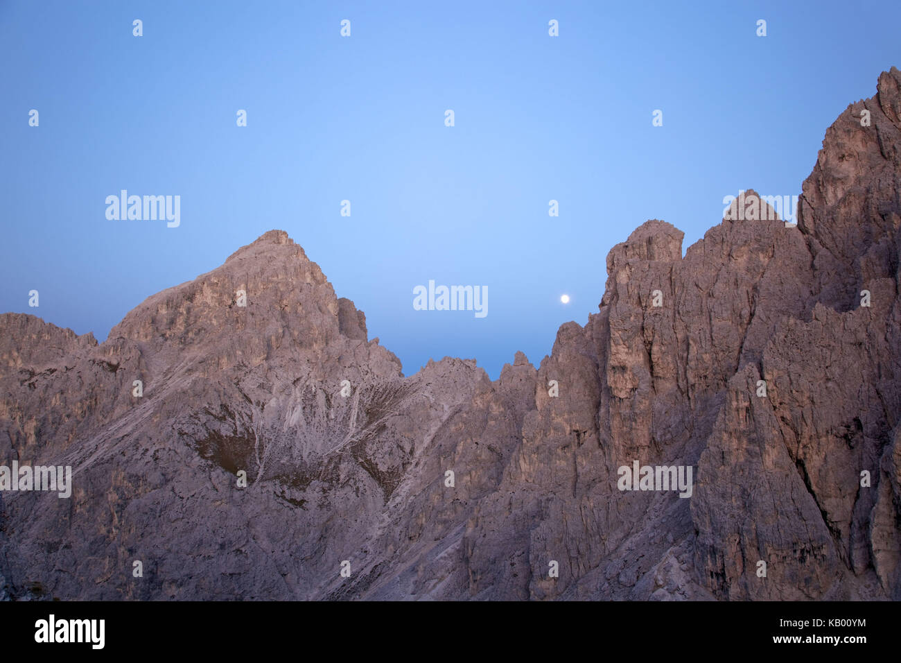 Summit of the Cimon di Croda Liscia in the Cadini group, Sexten Dolomites, South Tirol, Trentino, Northern Italy, Italy, Stock Photo