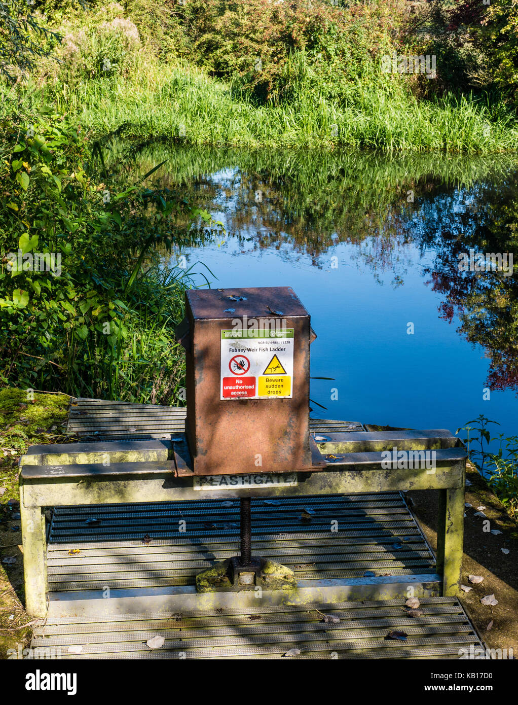 Fish Ladder Weir High Resolution Stock Photography And Images Alamy