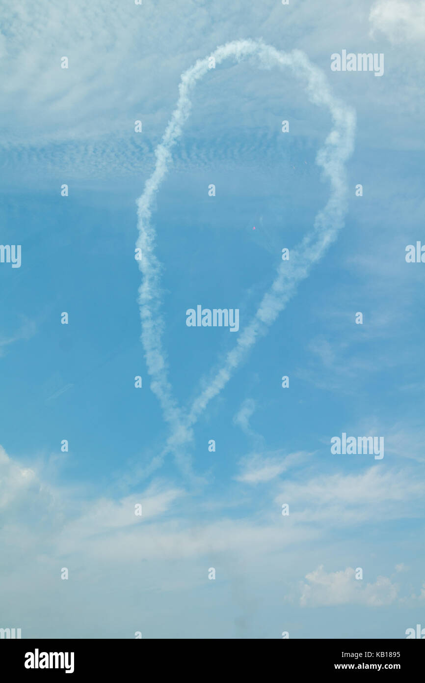 Summer day blue sky jet hi-res stock photography and images - Alamy