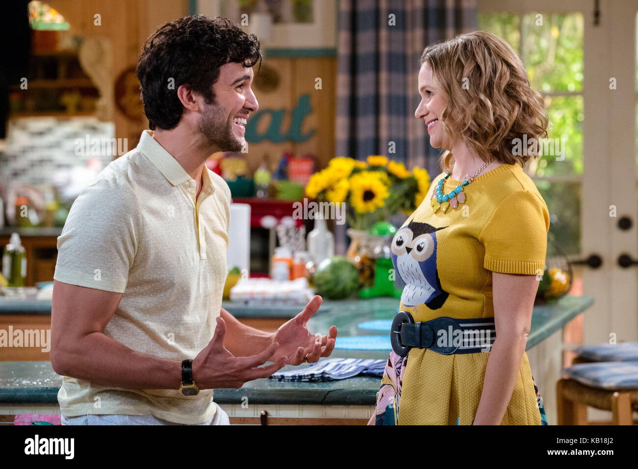 FULLER HOUSE, Juan Pablo Di Pace, Andrea Barber (Season 3, Episode 1