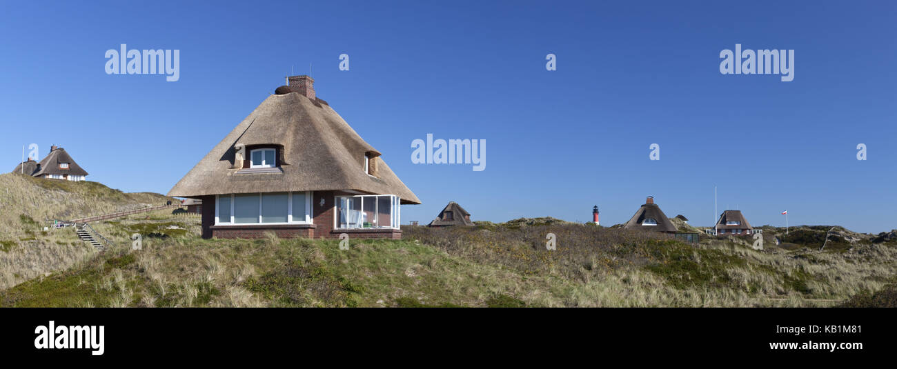 Thatchedroof house in Hörnum, island Sylt, Schleswig Holstein