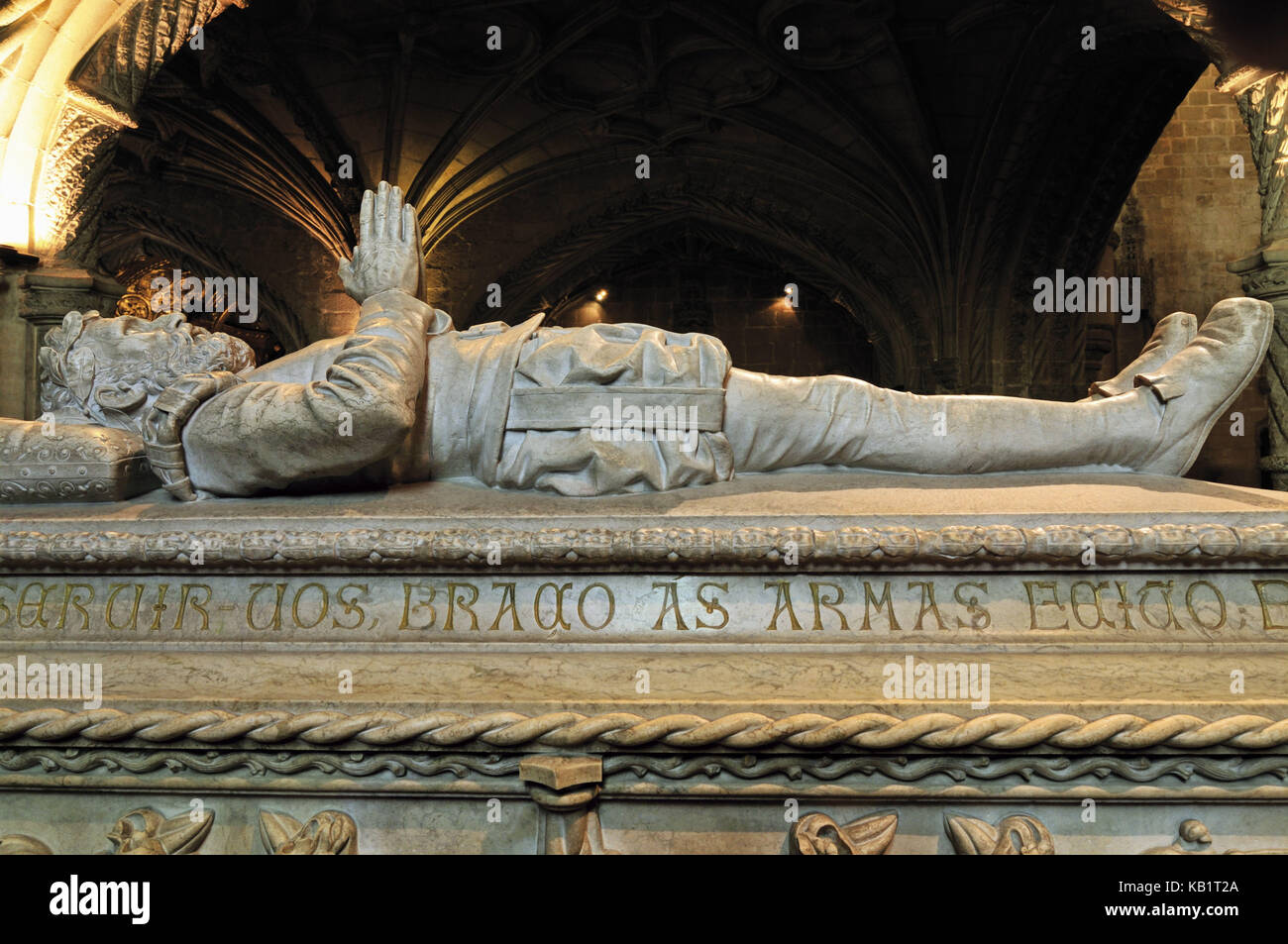 Portugal, Lisbon, tomb of the national poet Luiz Vaz de Camoes in the minster Santa Maria of the Hieronymusklosterr (cloister), Stock Photo