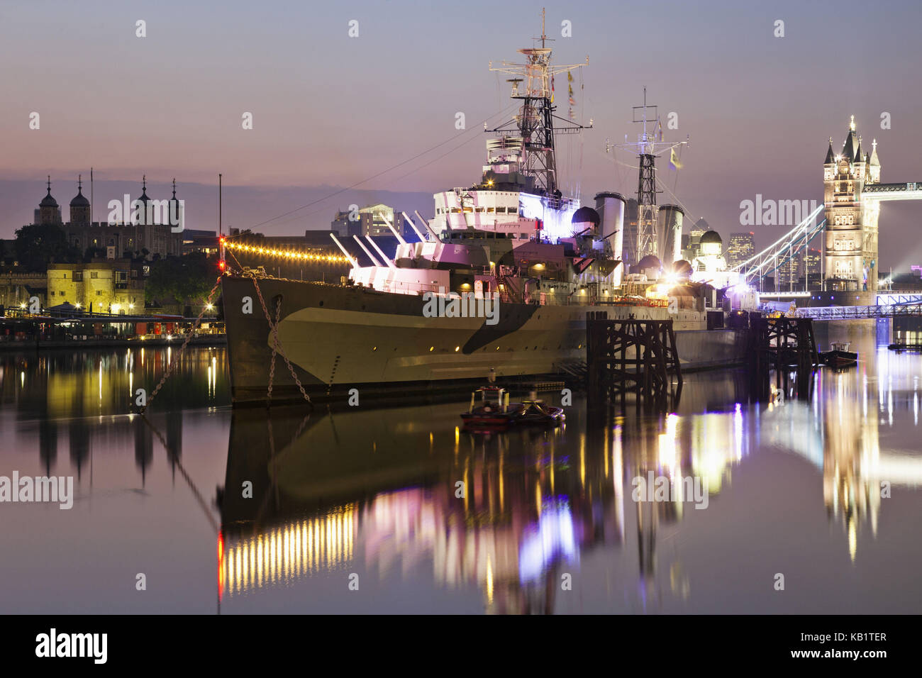 England, London, Southwark, war museum, was illuminated Imperial museum, warship Belfast HMS, in the evening, Stock Photo