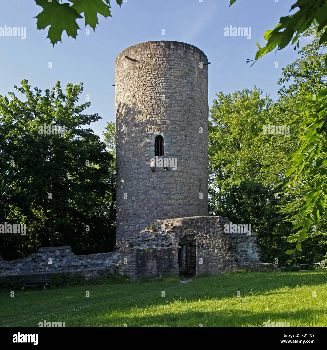 Germany, Hessia, Bad Soden-Salmünster, castle ruin proud mountain, in 1252, seat of the Hutten till 1535, afterwards no more inhabited, Stock Photo