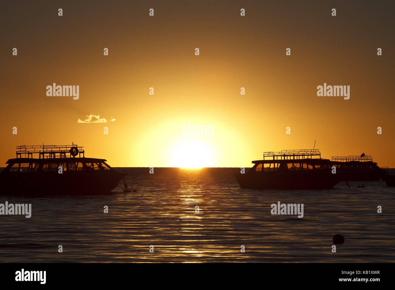Bolivia, Titicacasee, Copacabana, sundown, boats, Stock Photo