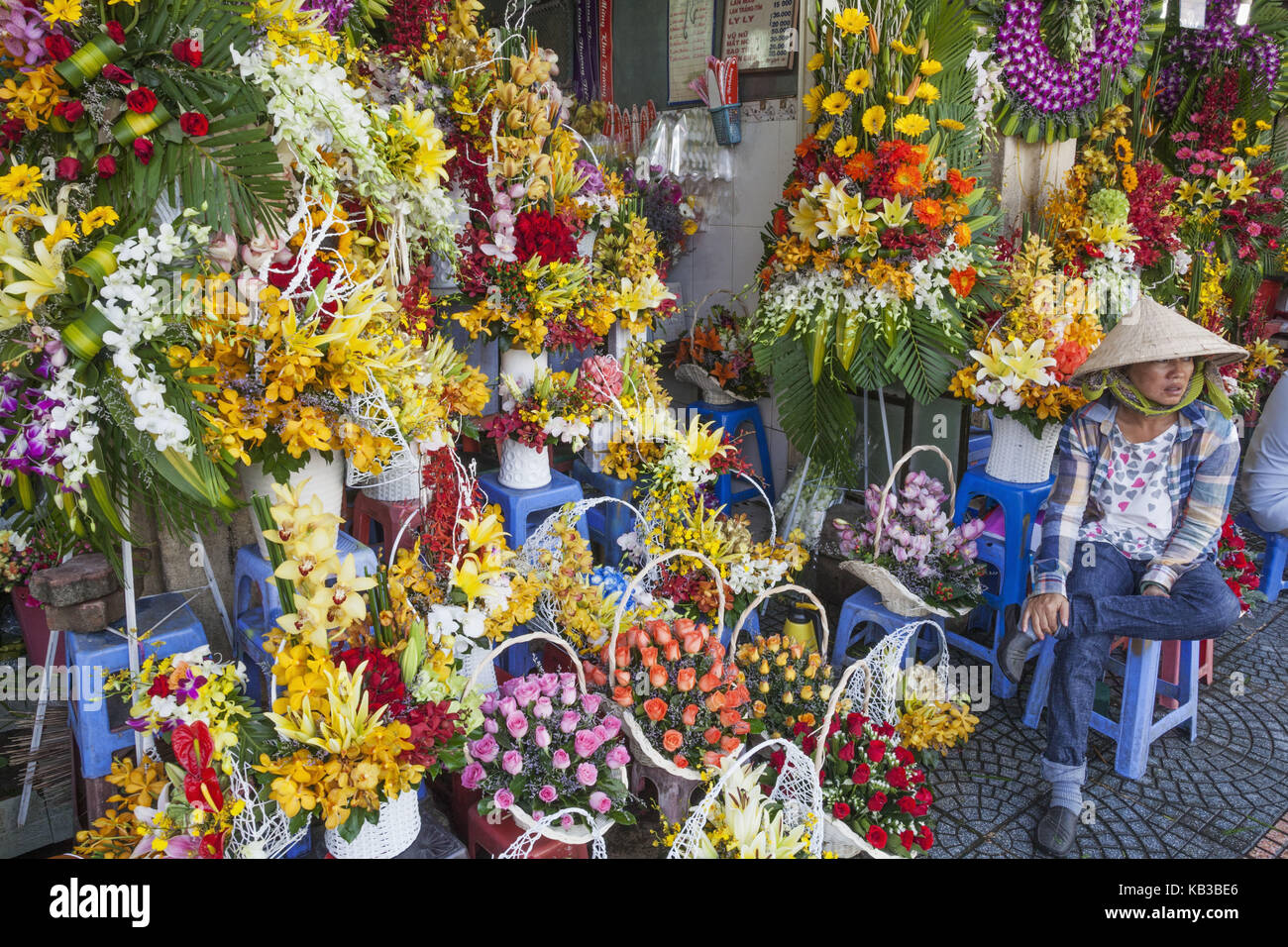 Vietnam, Ho Chi Minh Stadt, Ben Thanh Market, flower stand, Stock Photo