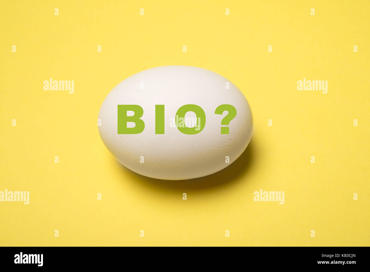 Oh, label, biology?, question, bio-egg, question mark, biology, Bioei, egg, white, Hühnerei, biodelusion, organic farming, Salmonellengefahr, bioposition, food, deception, food poisoning, ground food, dizzinesses, misleading packaging, poultry position, biochicken, examined, forgery, dioxin, dioxin charge, yellow, green, questionably, Stock Photo