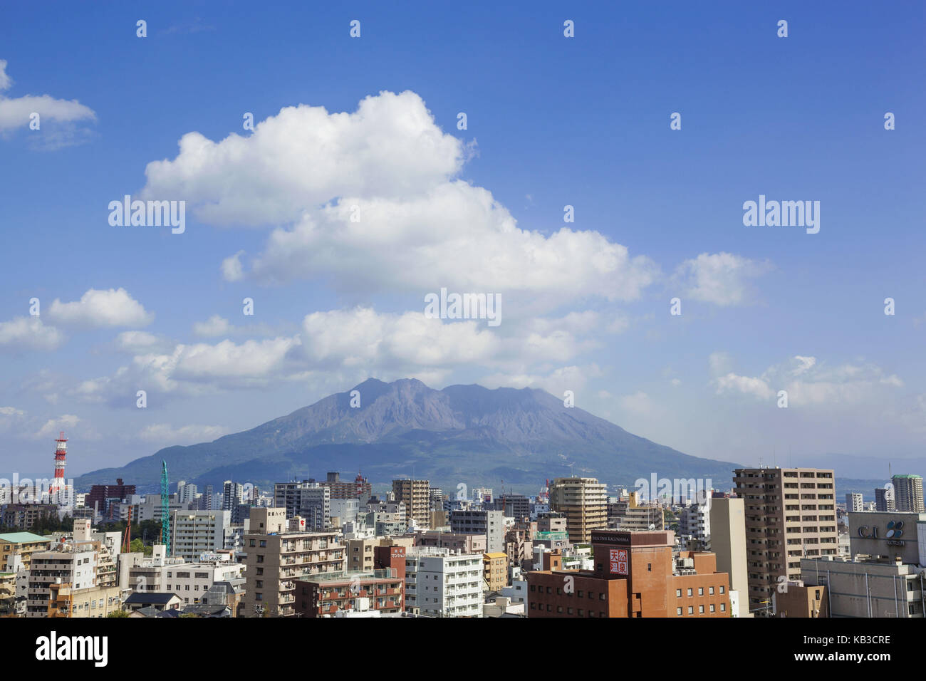 Japan, Kyushu, Kagoshima, townscape with Sakurajima volcano, Stock Photo