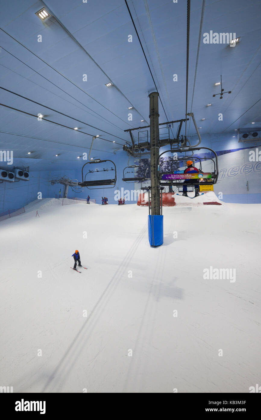 UAE, Dubai, Al Barsha, Mall of the Emirates, Ski Dubai, indoor ski area