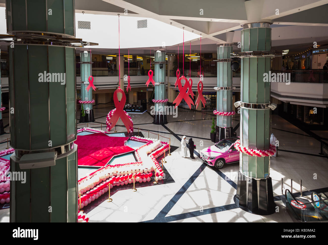 UAE, Al Ain, Al Ain Mall, interior Stock Photo Alamy