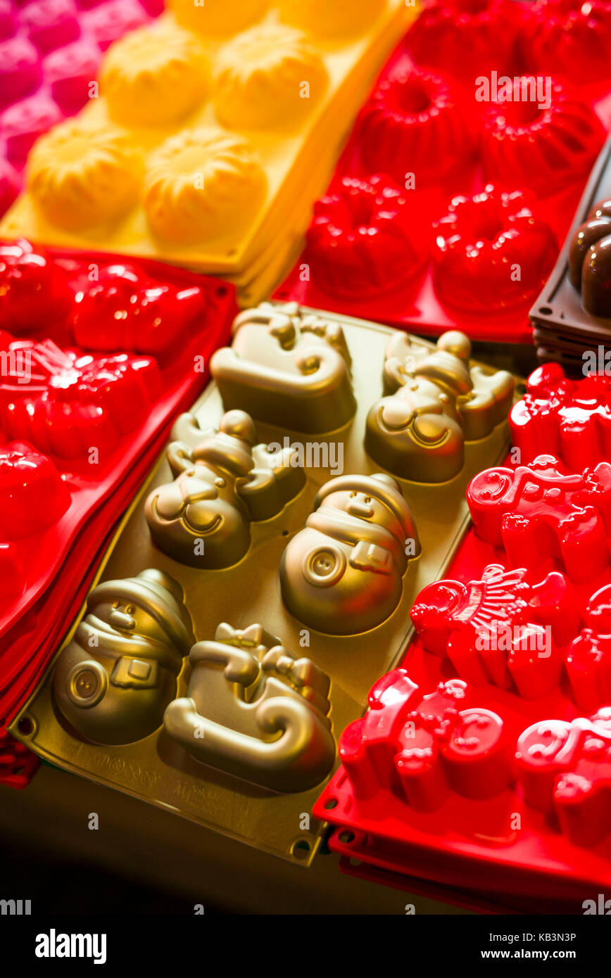 Belgium, Brussels, Le Bourse, holiday decorations and Christmas Market, candy molds Stock Photo
