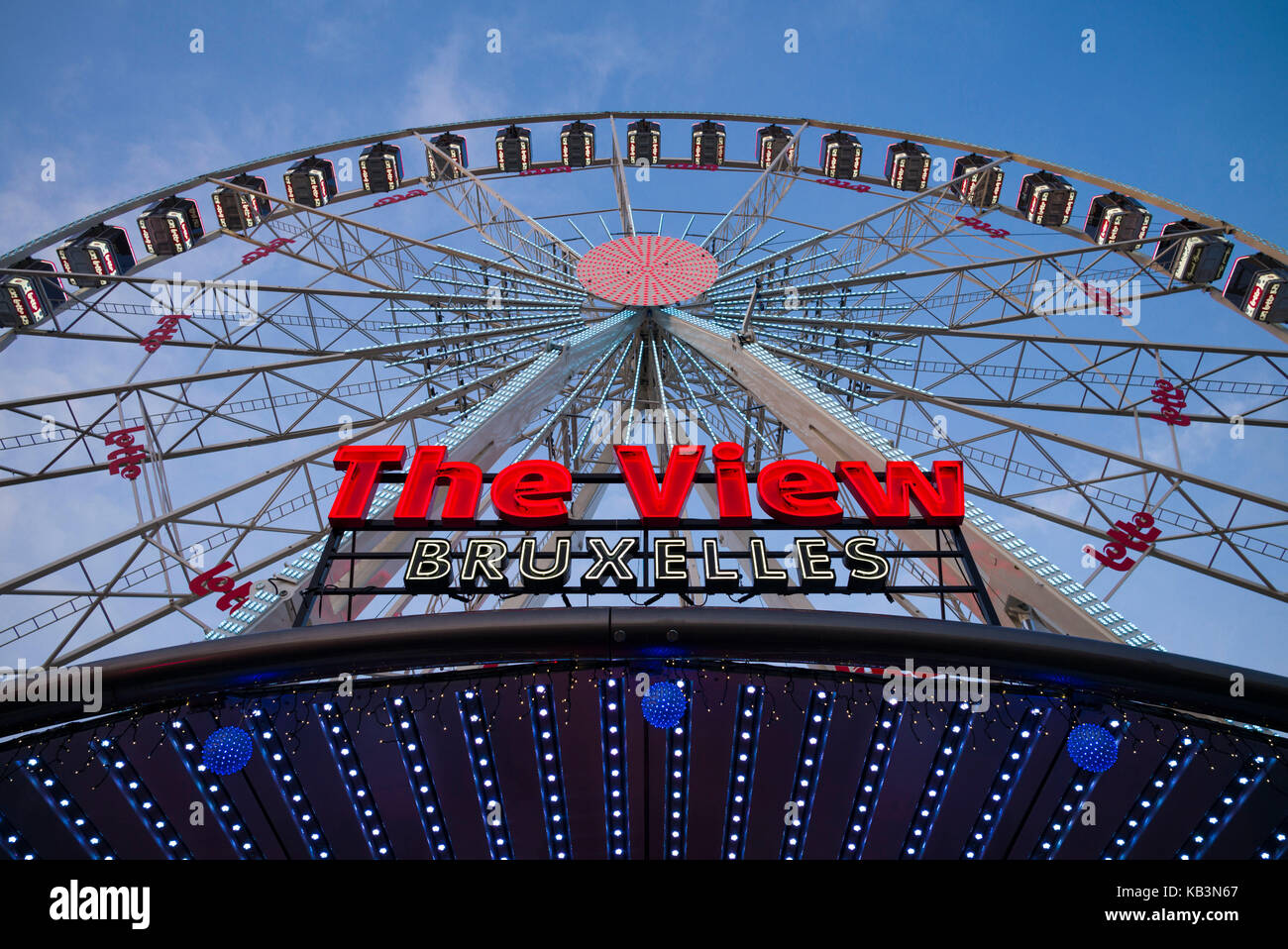 Belgium, Brussels, Place SteCatherine, Christmas Market, ferris wheel