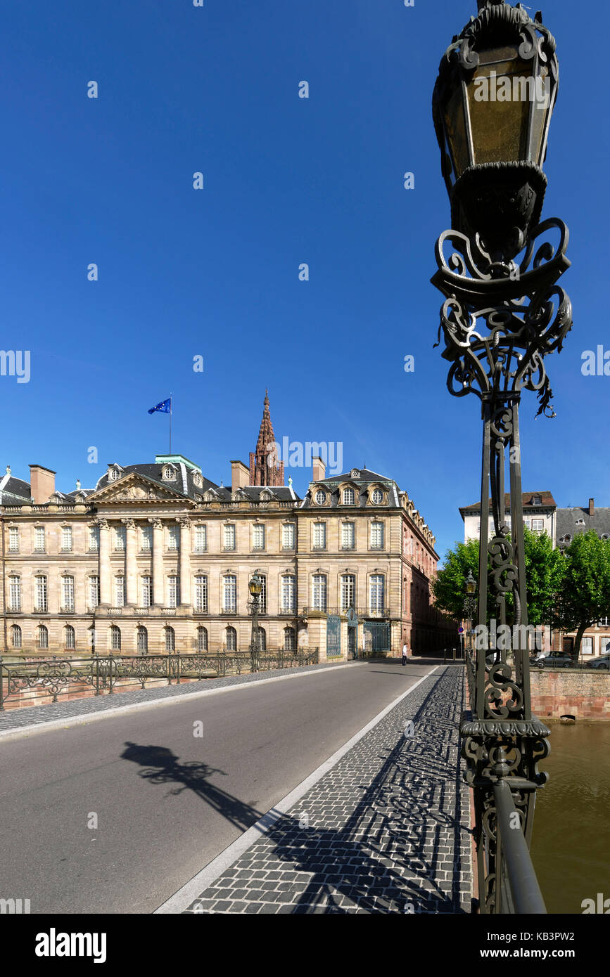 France, Bas Rhin, Strasbourg, old town listed as World Heritage by UNESCO, the Palais des Rohan, which houses the Museum of Decorative Arts, Fine Arts and Archaeology and Notre Dame Cathedral Stock Photo