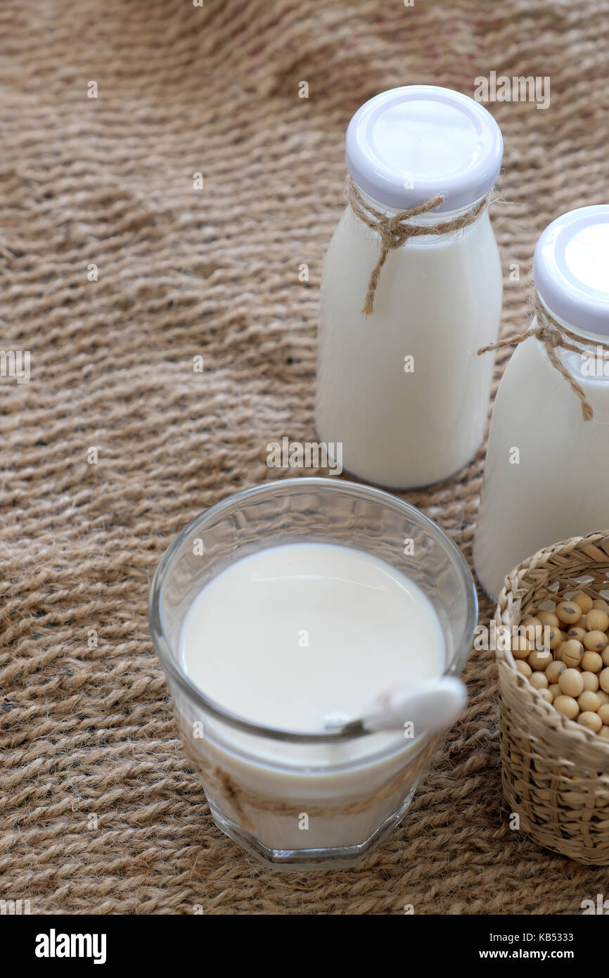 Soybeans milk hires stock photography and images Alamy