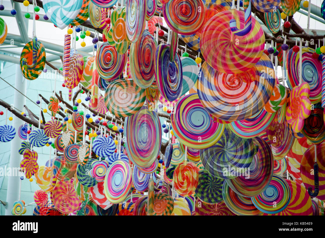 Lollipop candy sweets dessert hi-res stock photography and images - Alamy