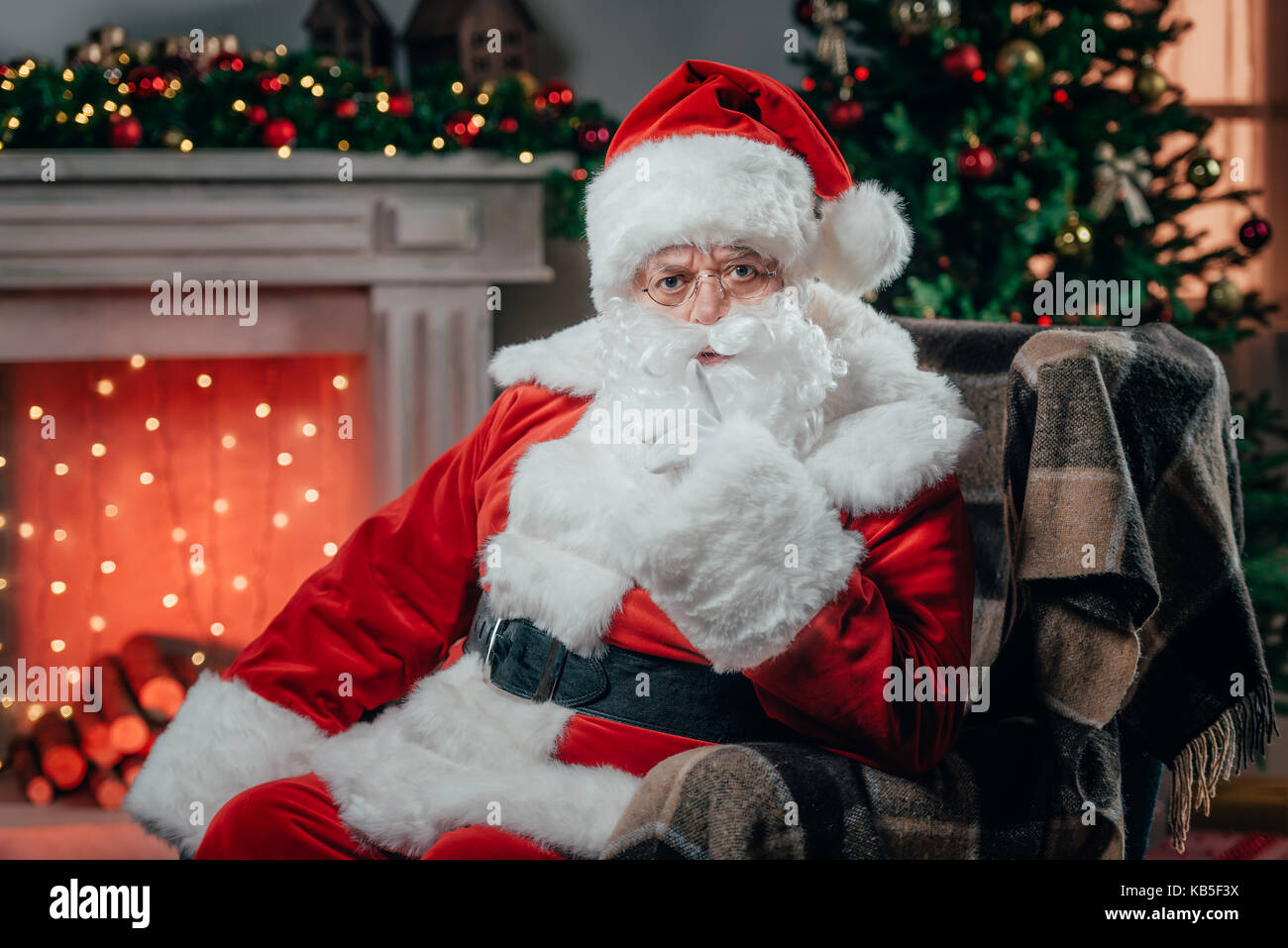 angry santa claus Stock Photo - Alamy