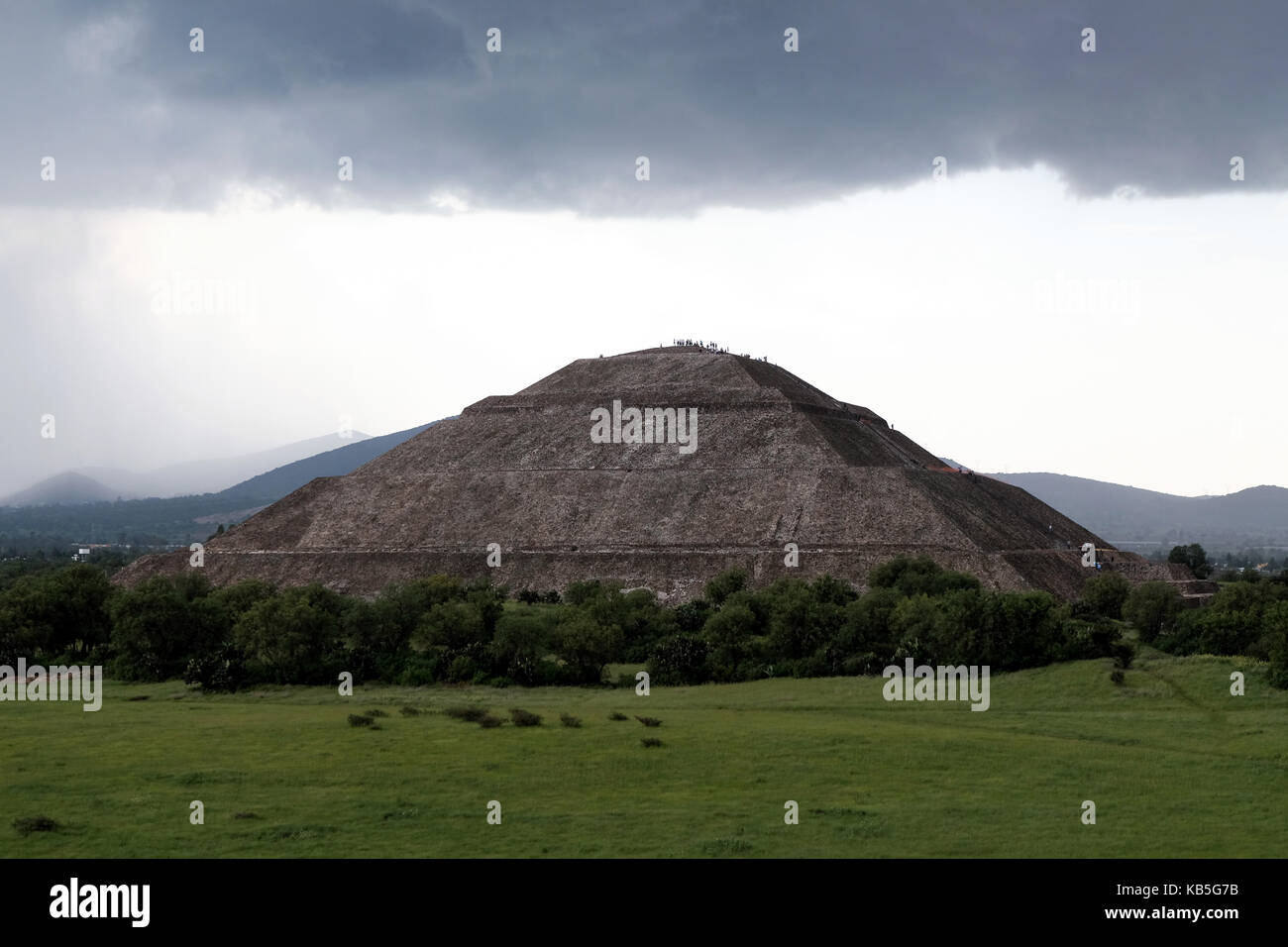 One of the two pyramids at Teotihuac‡n, an ancient Mesoamerican city located in a sub-valley of the Valley of Mexico. Stock Photo