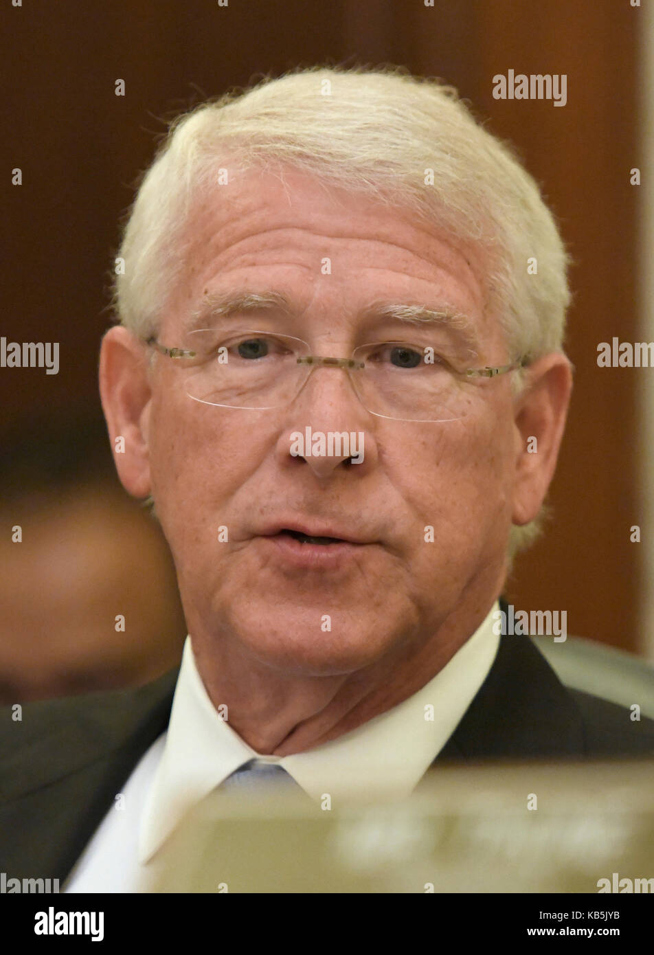 United States Senator Roger Wicker (Republican of Mississippi) listens to testimony before the United States Senate Committee on Commerce, Science, and Transportation on Capitol Hill in Washington, DC on Wednesday, September 27, 2017. Credit: Ron Sachs / CNP  - NO WIRE SERVICE - Photo: Ron Sachs/Consolidated/dpa Stock Photo