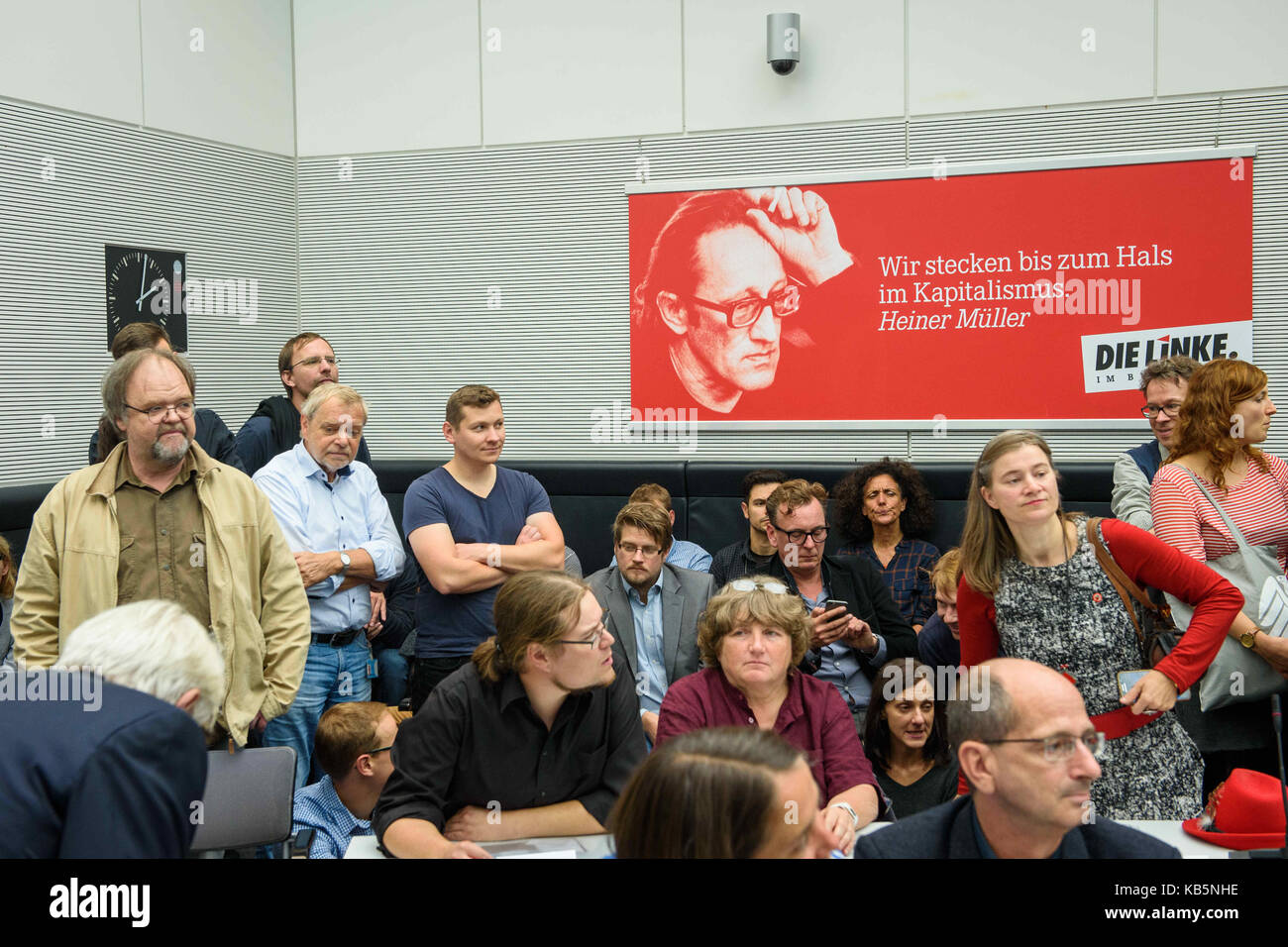 Berlin, Germany. 26th Sep, 2017. Guests, coworkers and members of the ...