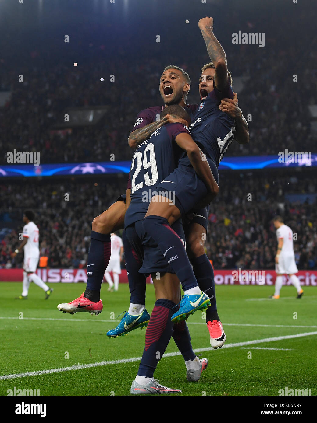 Paris, Frankreich. 27th Sep, 2017. jubilation ueber das goal zum 3:0 ...