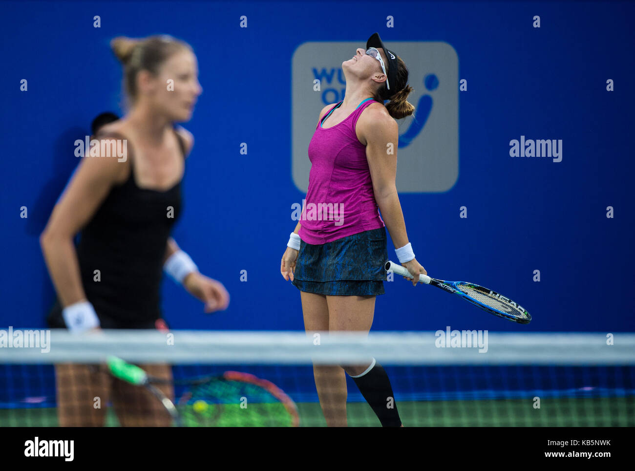 Wuhan, China. 28th Sep, 2017. Alicja Rosolska of Poland and Abigail