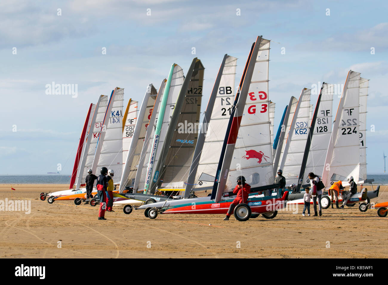 hoylake-the-wirral-uk-28th-sep-2017-the-european-sand-yacht