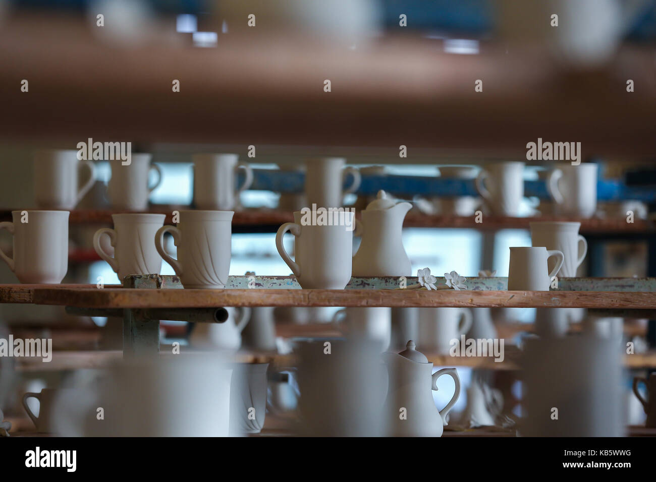 London, UK. 28th Sep, 2017. A ceramics factory where the public can