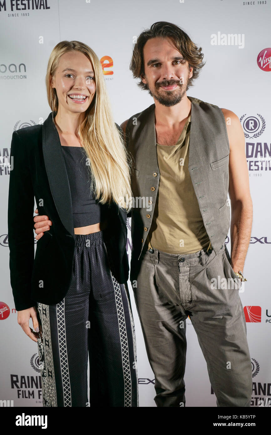 Devon Windsor 6 2013?resent Devon Windsor 6 2013?resent