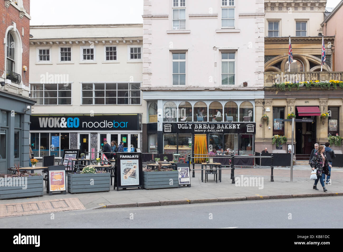 Restaurants and cafes in Victoria Street, Nottingham Stock Photo