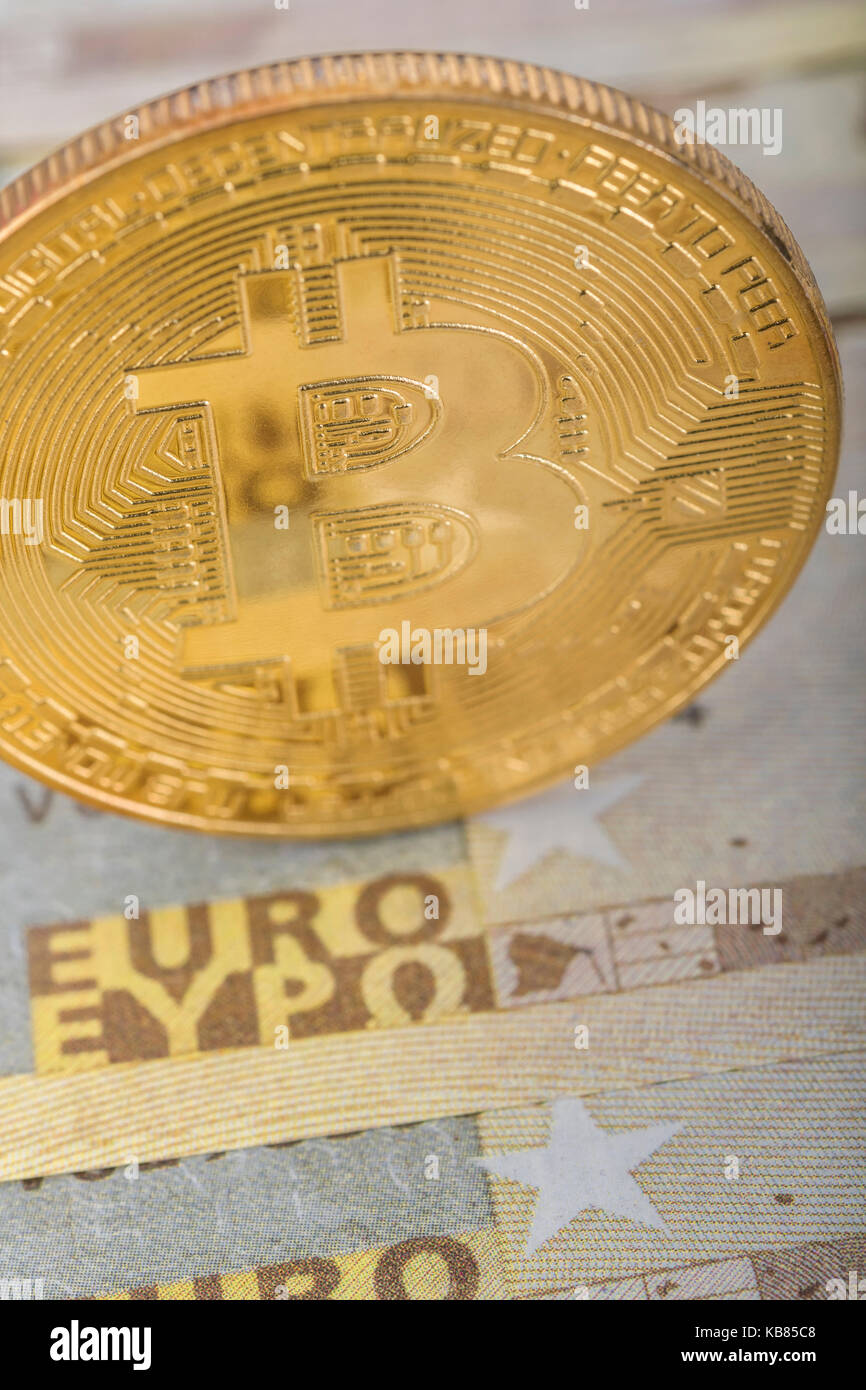 Eu and bitcoin hi-res stock photography and images - Page 3 - Alamy
