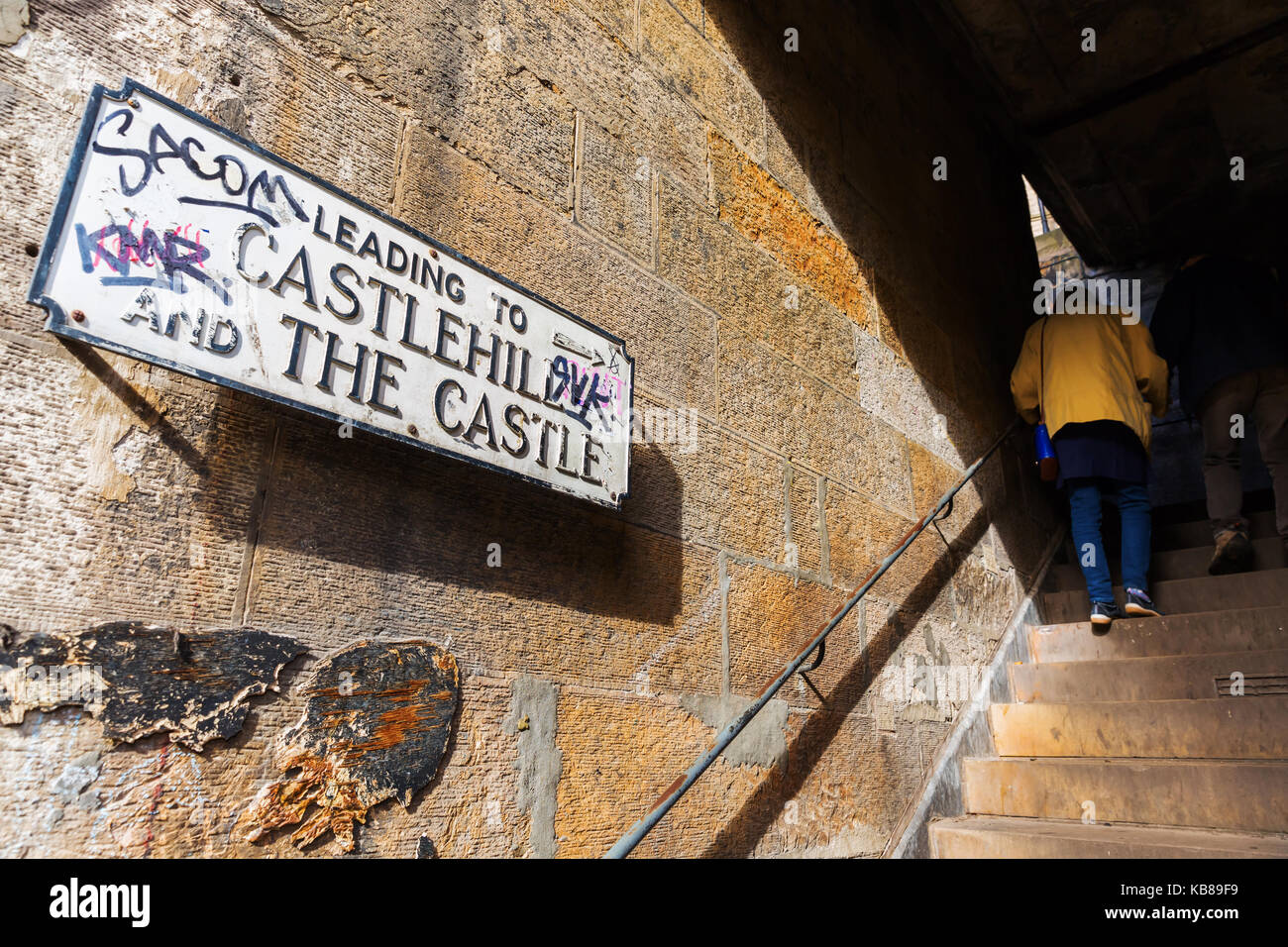 Edinburgh, Scotland, UK - September 11, 2106: underpath with stairs in the Old Town with unidentified people. The old town with many Reformation-era b Stock Photo