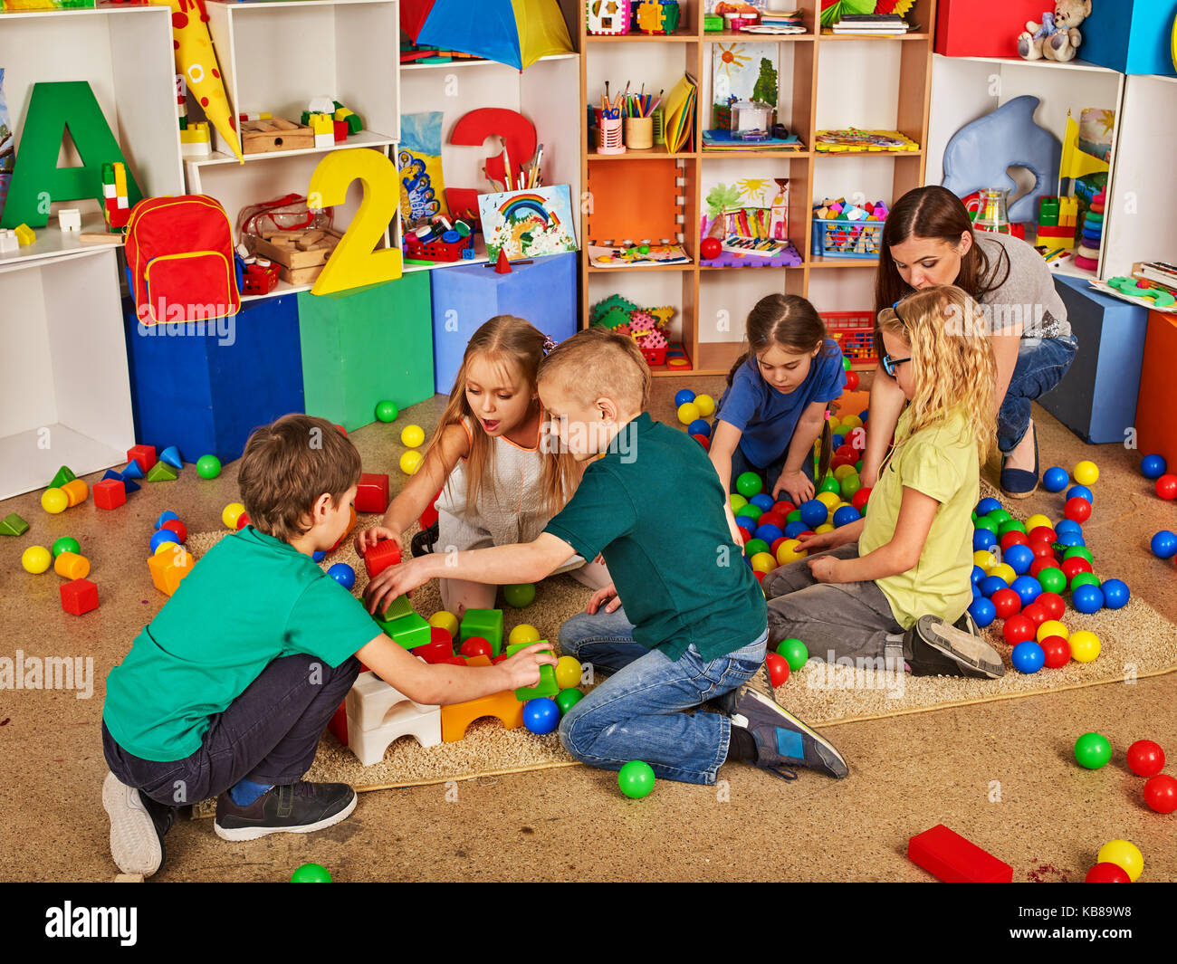 children play toys