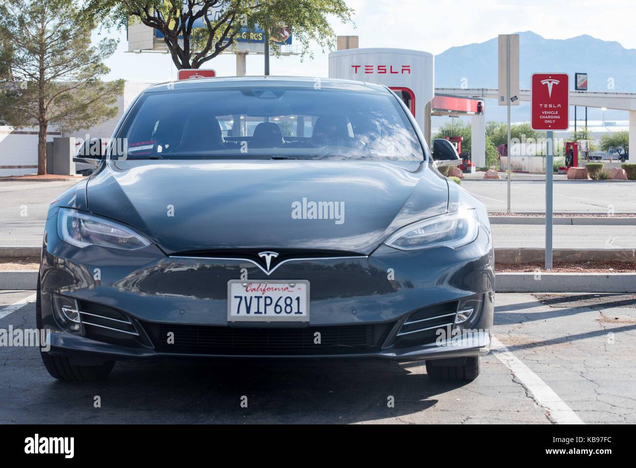 Tesla supercharger station in California Stock Photo Alamy
