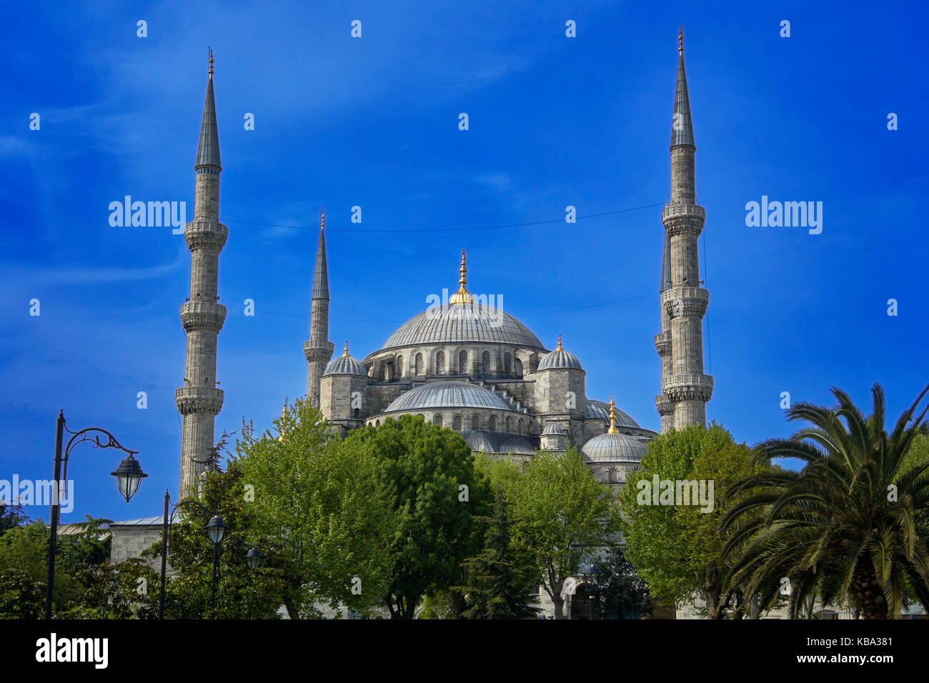 Exterior view of the Sultan Ahmed Mosque (Blue Mosque). Istanbul ...