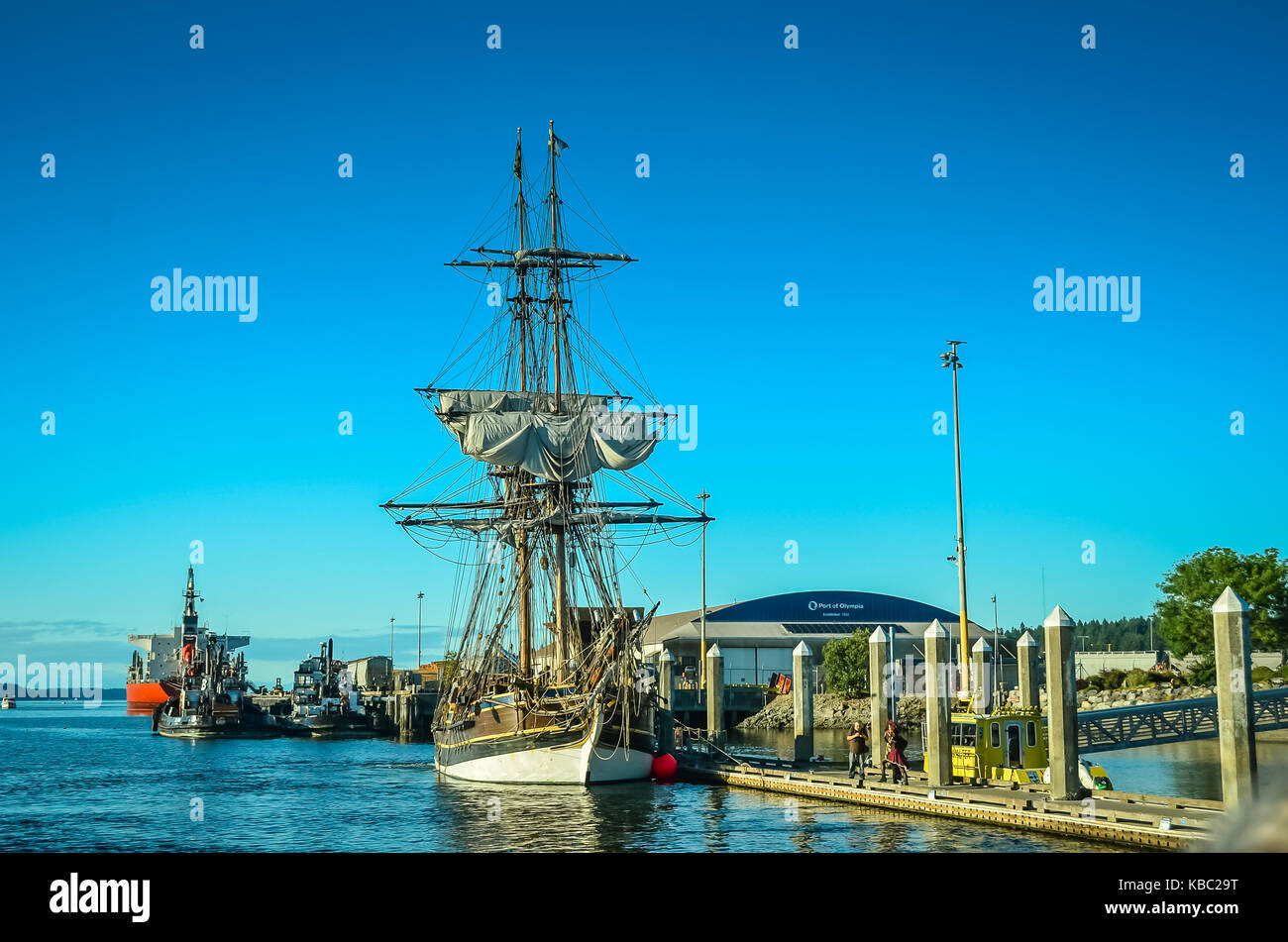 Tall Ships, "Lady Washington & Hawaiiain Chieftain" On Puget Sound ...