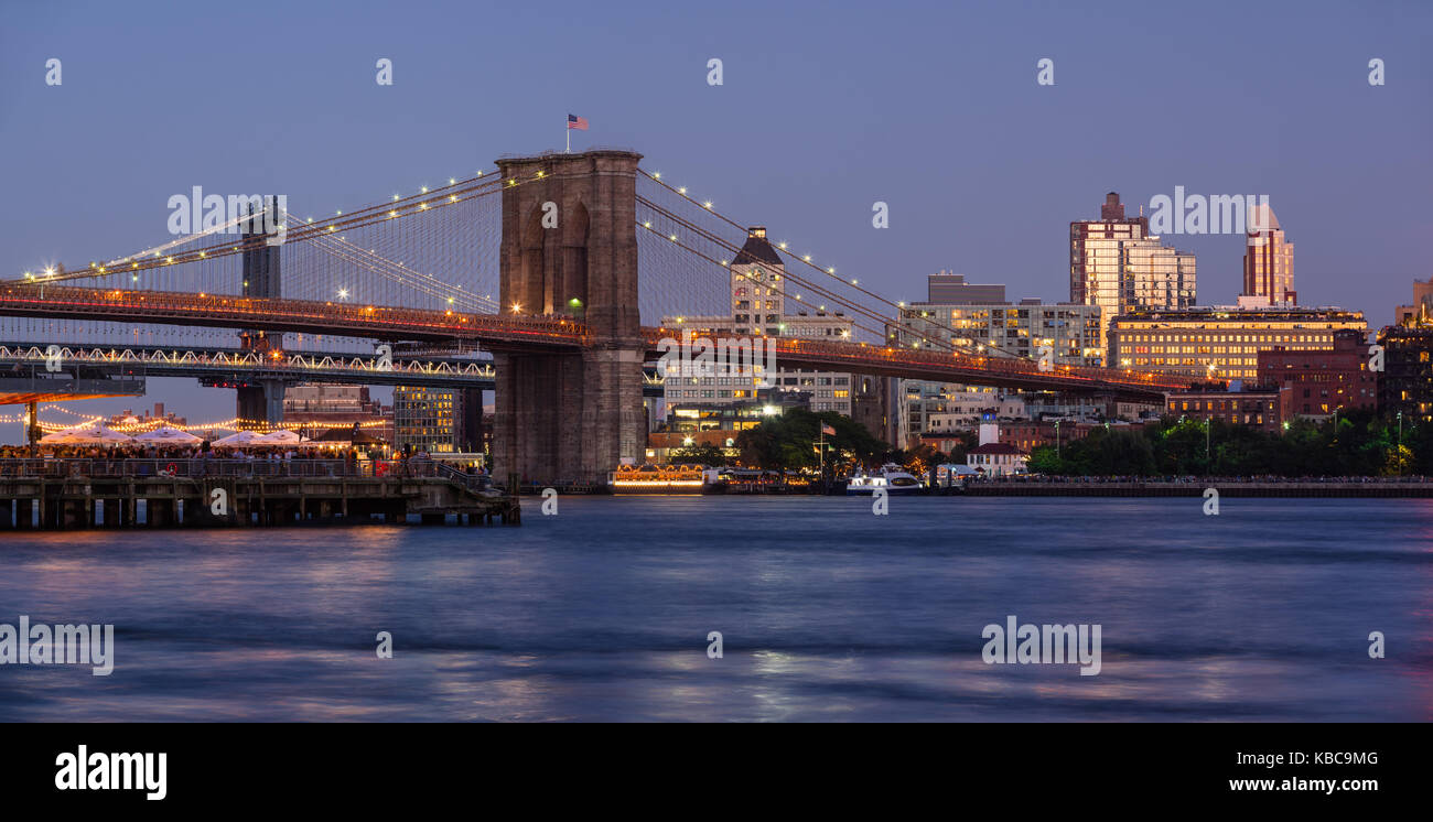 Panoramic view of Brooklyn Riverfront with the Brooklyn Bridge at