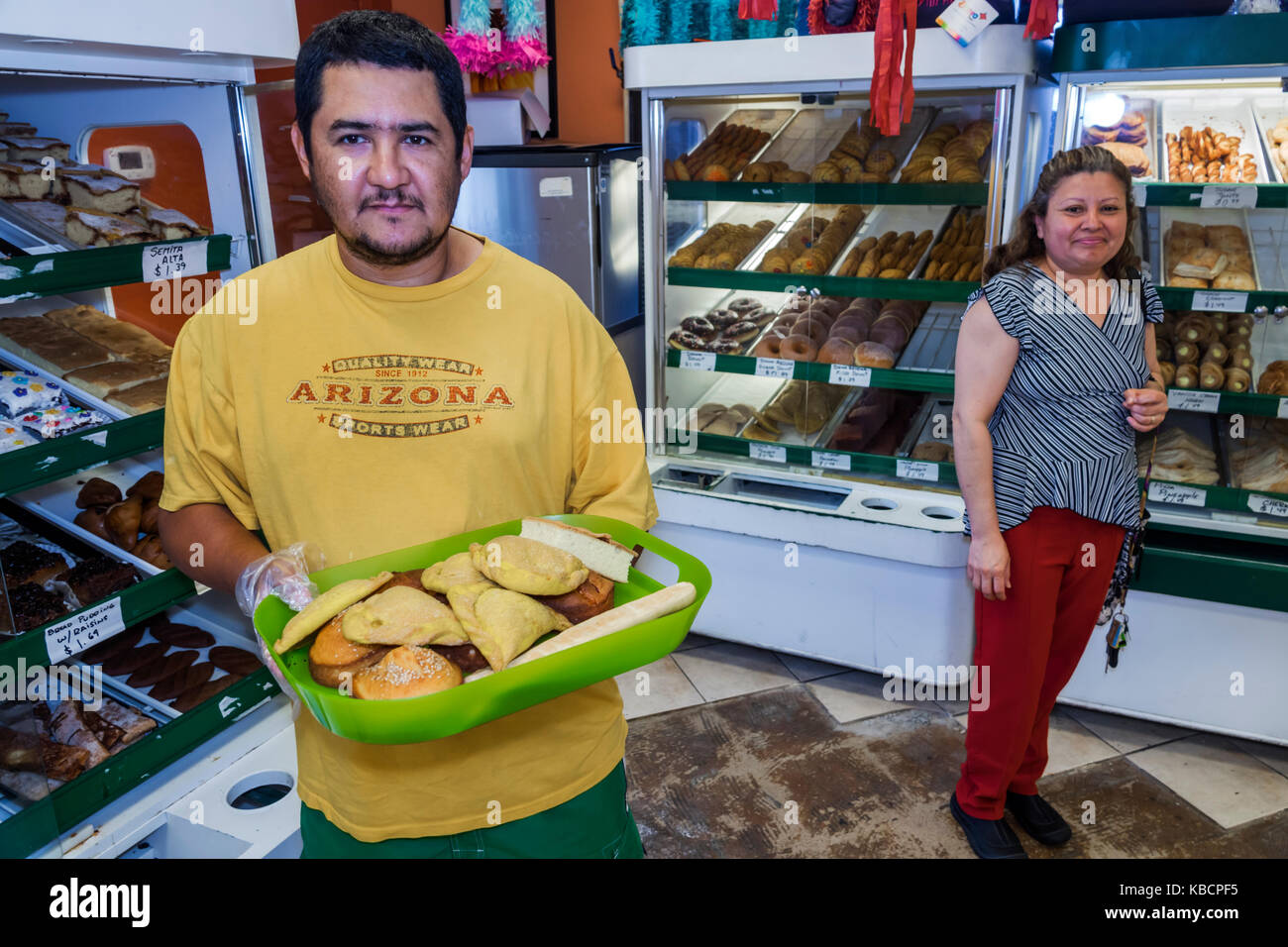 Richmond Virginia,Midlothian Turnpike,La Sabrosita Bakery,Mexican pastries,baked goods,sweets,Hispanic man men male,woman female women,customers,VA170 Stock Photo