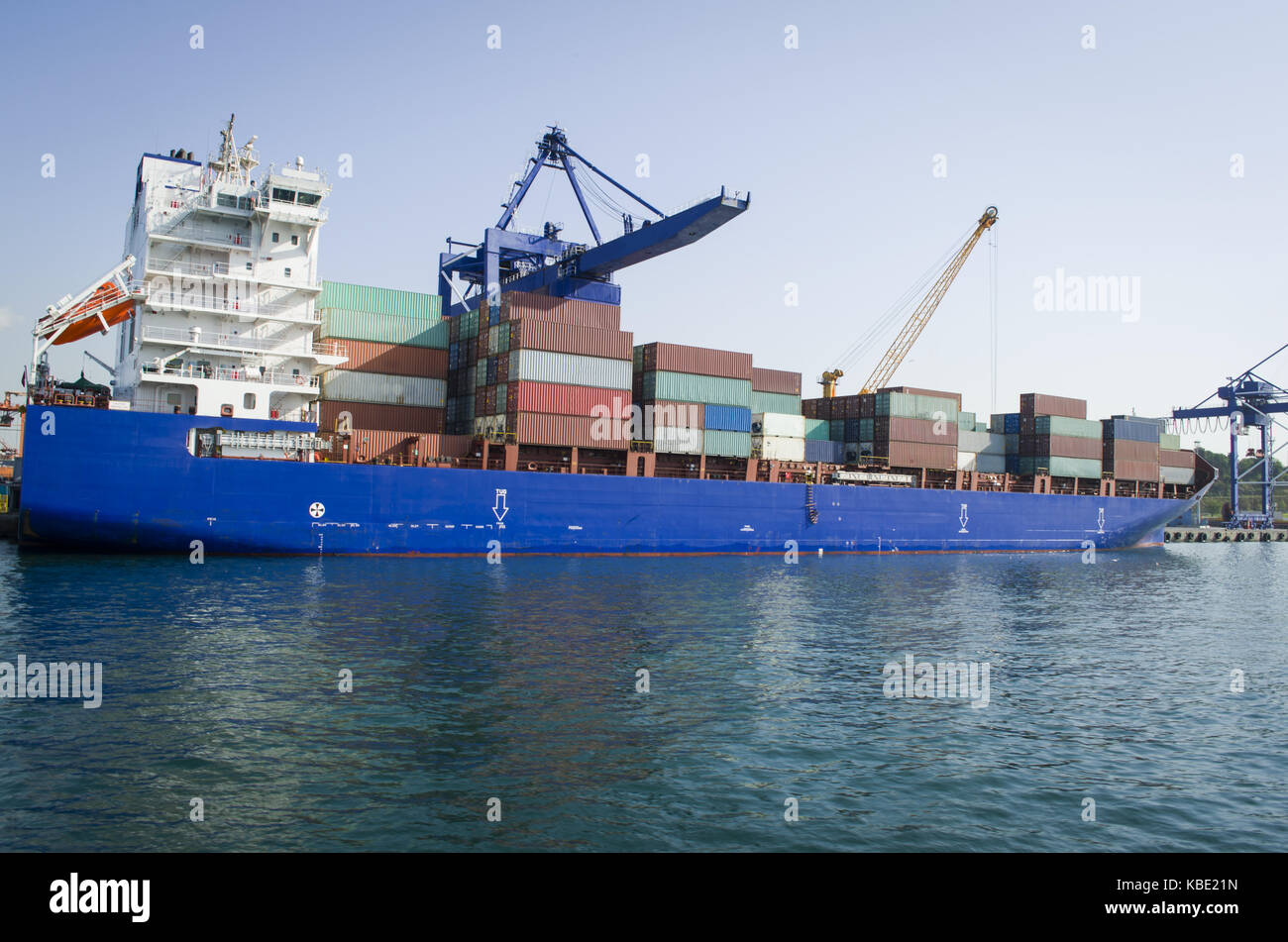 large container vessel unloaded in port of istanbul haydarpasa Stock Photo
