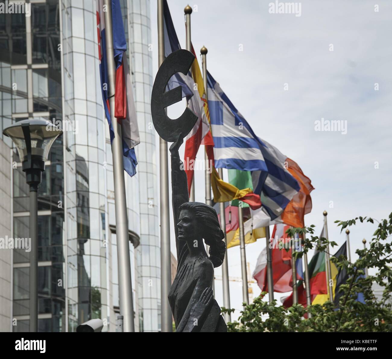 Eu Parliament Brussels Statue Stock Photos & Eu Parliament Brussels