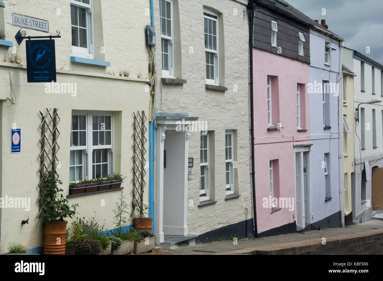 CORNWALL; PADSTOW; TERRACED HOUSES IN DUKE STREET Stock Photo Alamy