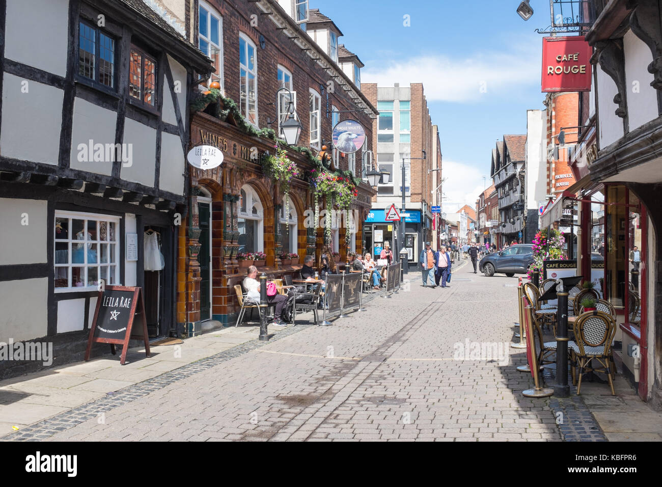 Worcester shoppers hires stock photography and images Alamy