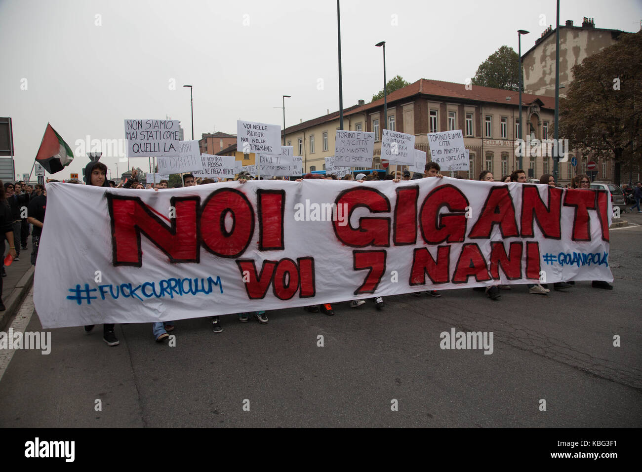 Turin Riots Turin, Italy. 29th Sep, 2017. First day of demonstration in Turin ...