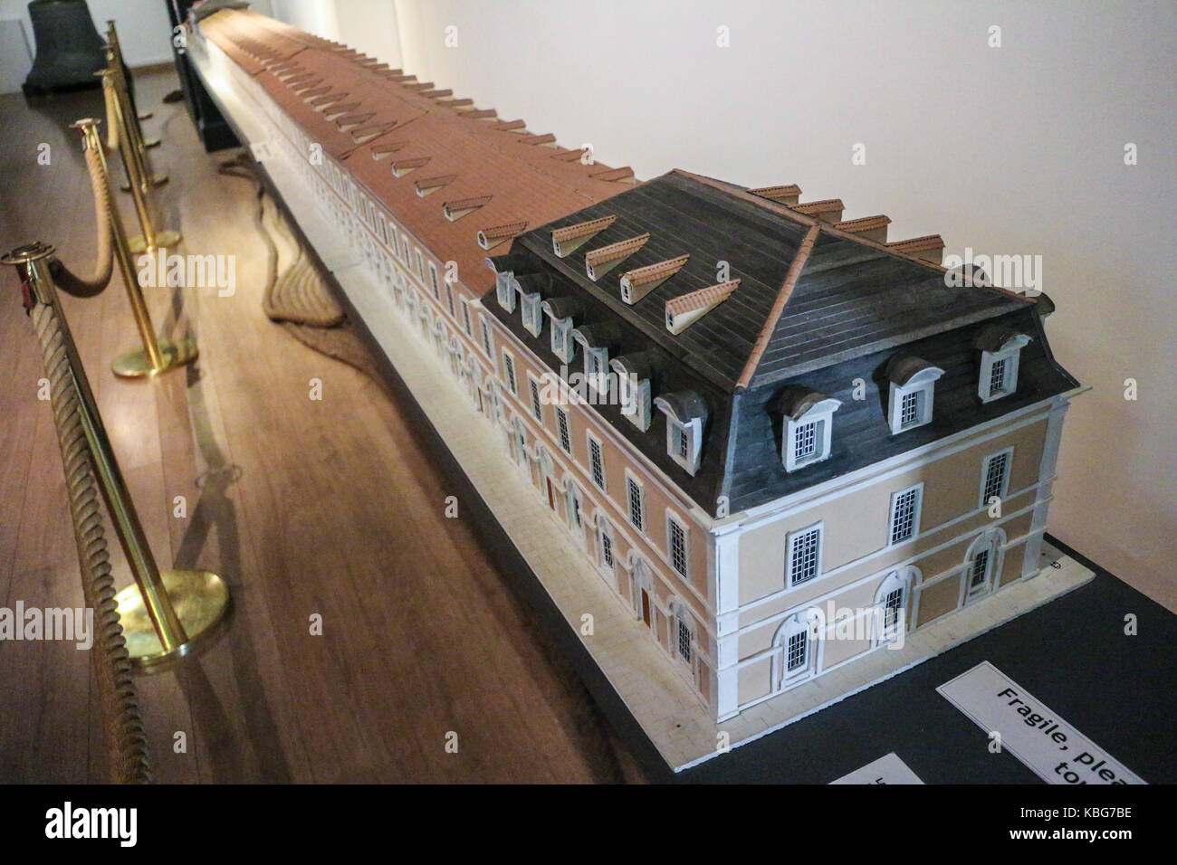 Toulon museum naval hi-res stock photography and images - Alamy